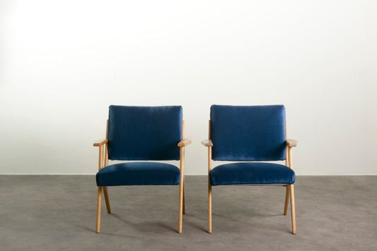 Pair of louge chairs