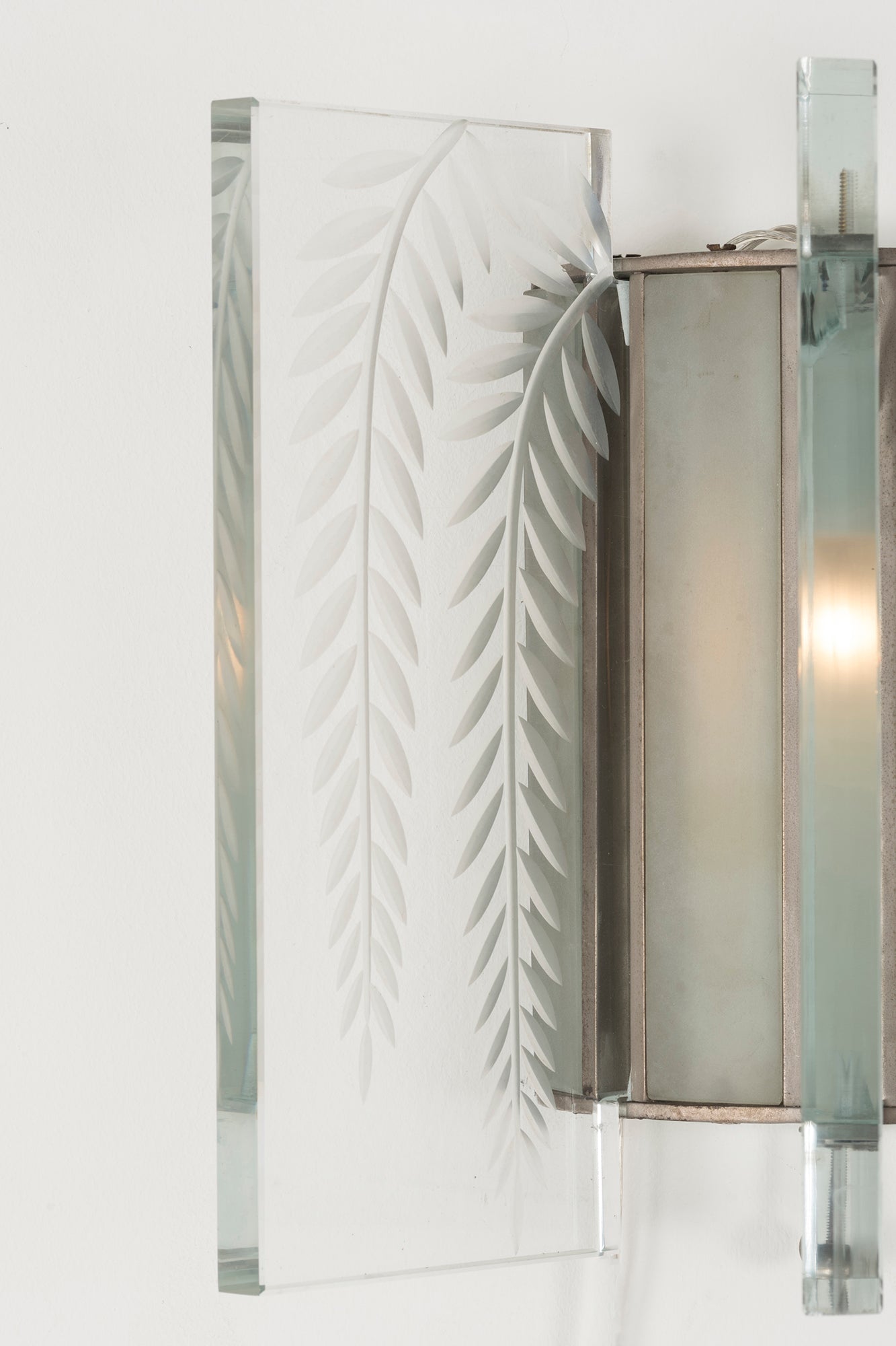 Wall lamp with three decorative glass