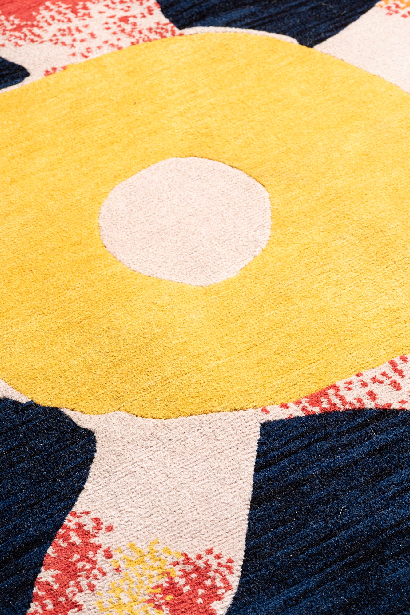 Carpet Sun | 209 x 165 cm